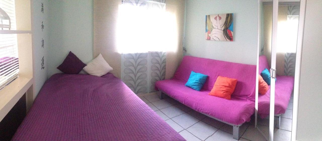 Auberge de jeunesse Dormitorium Kaarst Wohnraum Auf Zeit Extérieur photo