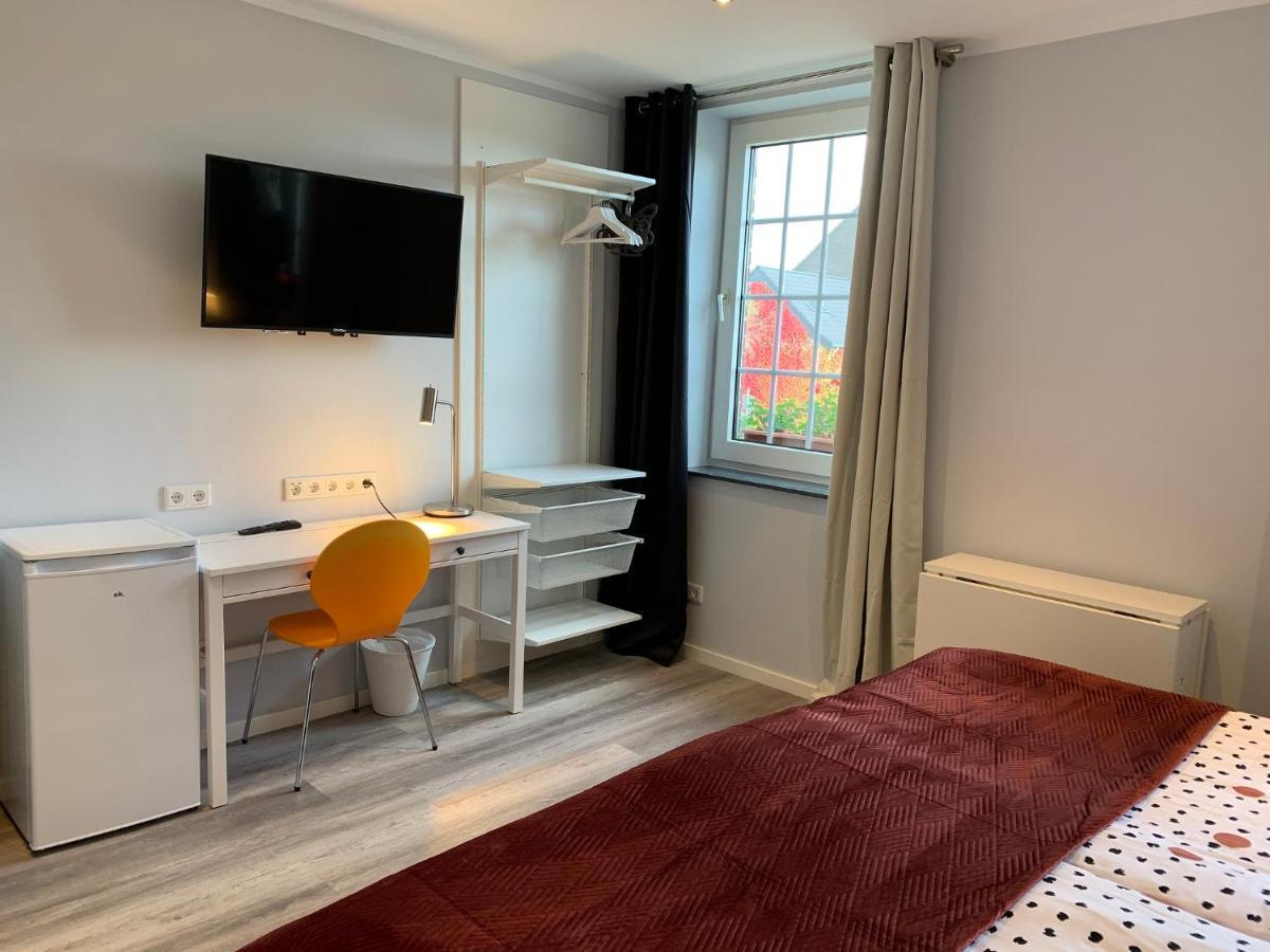 Auberge de jeunesse Dormitorium Kaarst Wohnraum Auf Zeit Extérieur photo