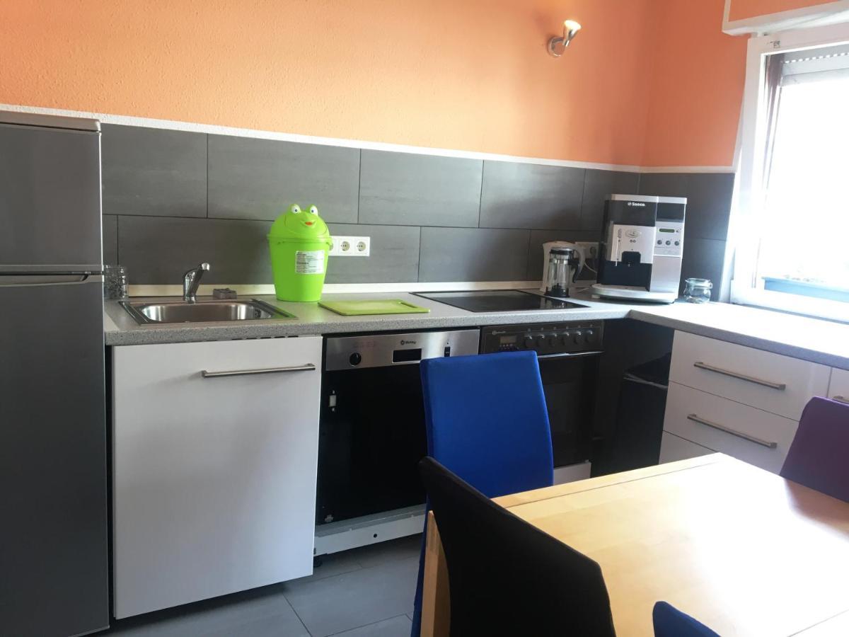 Auberge de jeunesse Dormitorium Kaarst Wohnraum Auf Zeit Extérieur photo