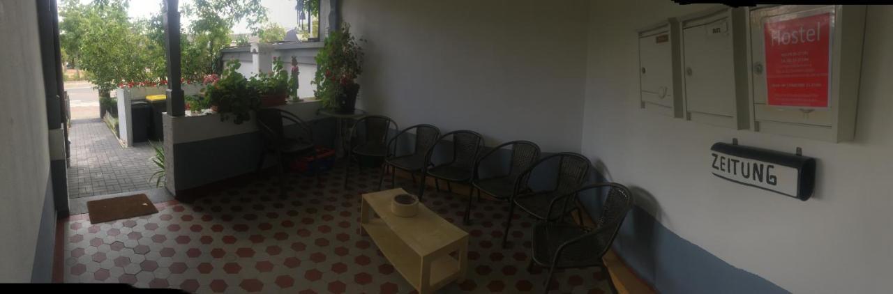 Auberge de jeunesse Dormitorium Kaarst Wohnraum Auf Zeit Extérieur photo