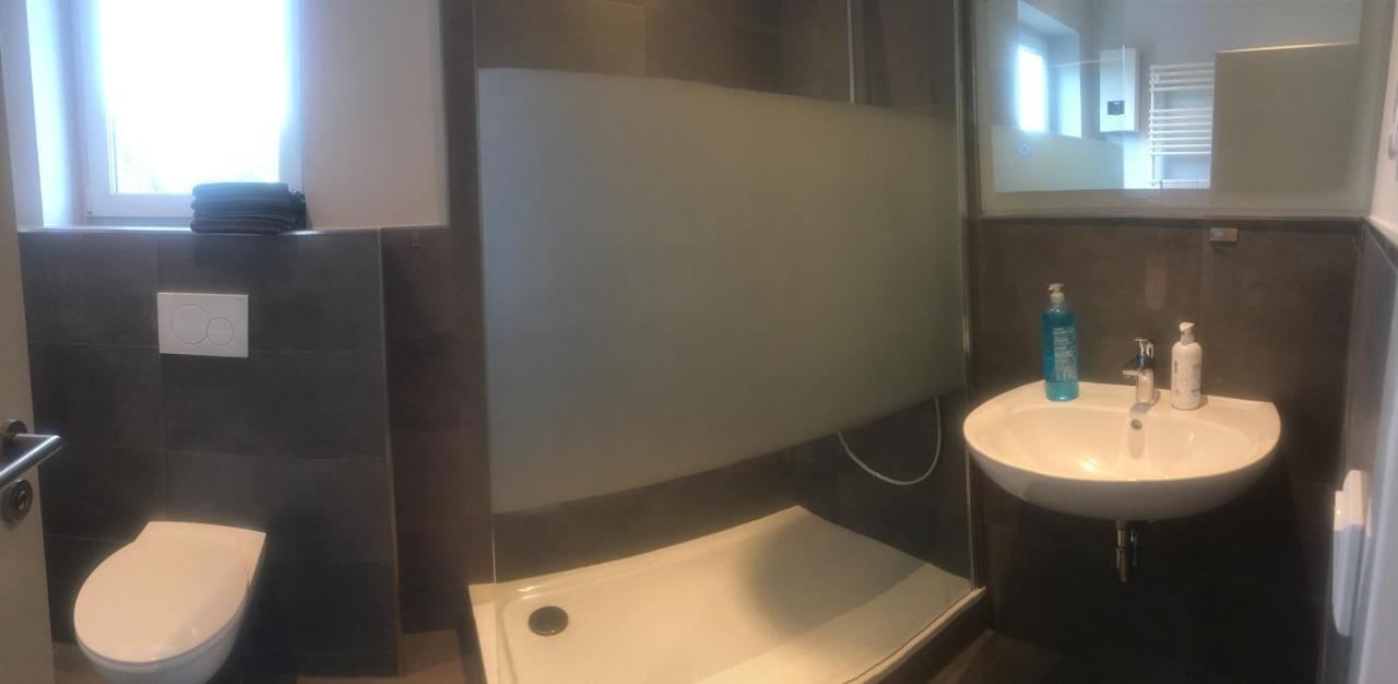 Auberge de jeunesse Dormitorium Kaarst Wohnraum Auf Zeit Extérieur photo