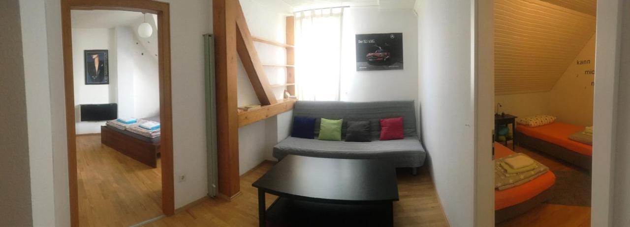 Auberge de jeunesse Dormitorium Kaarst Wohnraum Auf Zeit Extérieur photo